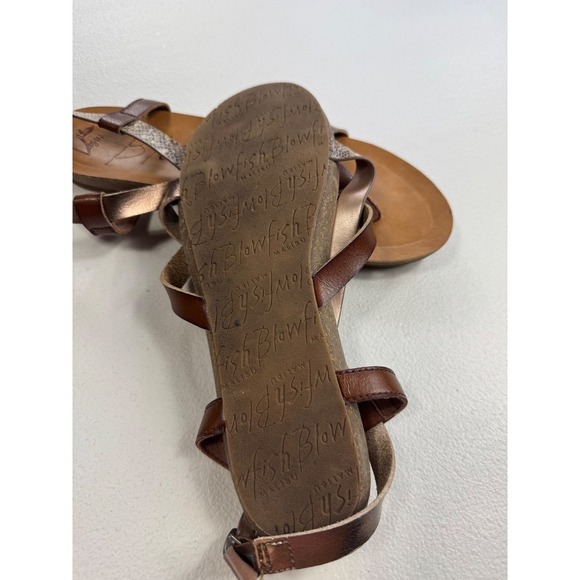 Blowfish Malibu Brown Bronze Vegan Leather Ankle Strap Thong Sandals Size 7 - Picture 5 of 5